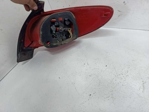 FEU ARRIERE GAUCHE PEUGEOT 206+ - Vue 2